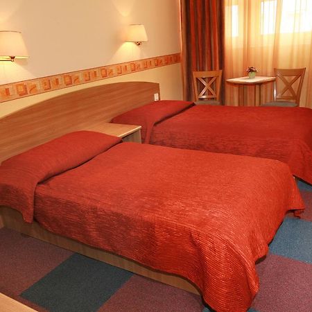 Hotel Eben Budapest Bagian luar foto