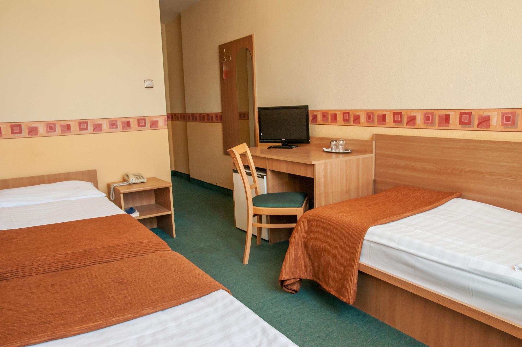 Hotel Eben Budapest Bagian luar foto