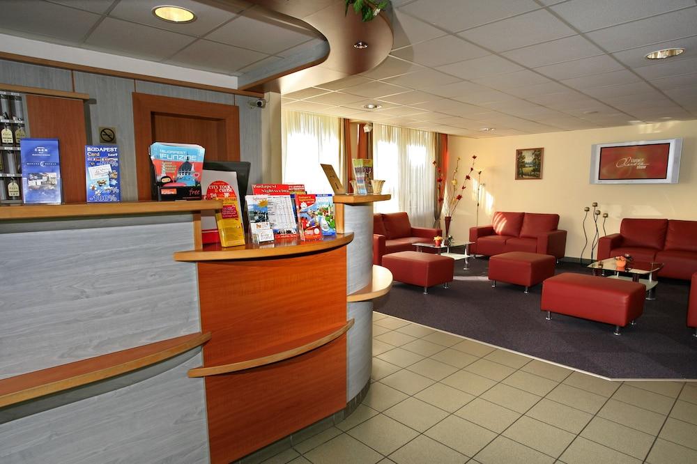 Hotel Eben Budapest Bagian luar foto