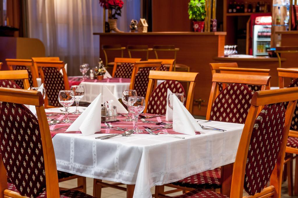 Hotel Eben Budapest Bagian luar foto
