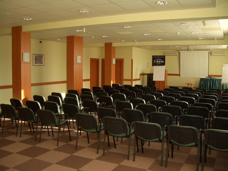 Hotel Eben Budapest Bagian luar foto